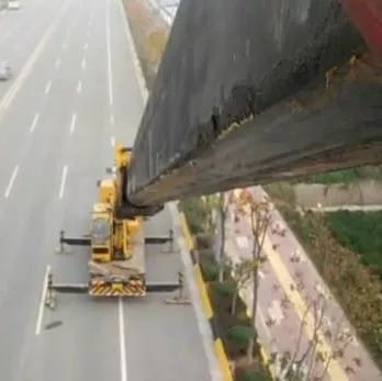 脑洞真大！吊友用吊臂造全球最长的自拍杆！