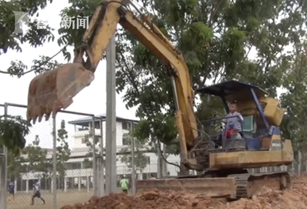 视频|蓝翔欢迎你!泰国神童3岁开始学挖掘机 如