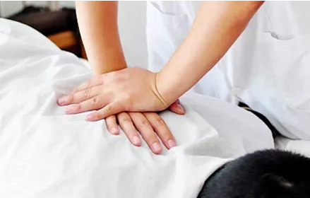 摩被按成瘫痪?东莞上周已出现了2例!|颈椎病|脊