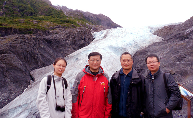 清华地学系罗勇教授研究组重建百年北极温度揭