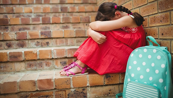 评论:幼儿园虐童事件频发 为什么连监控都不起