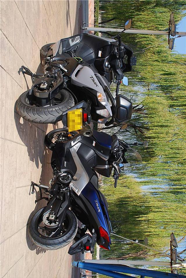 独家实拍:欧洲最畅销的新款大排量踏板摩托车