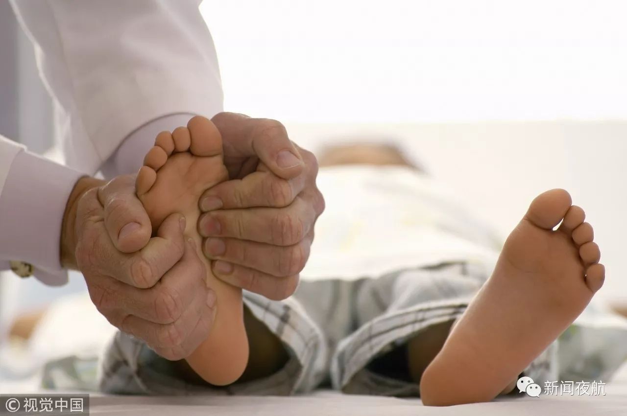 12岁小男孩脚疼,一查竟是痛风!这么小为什么得