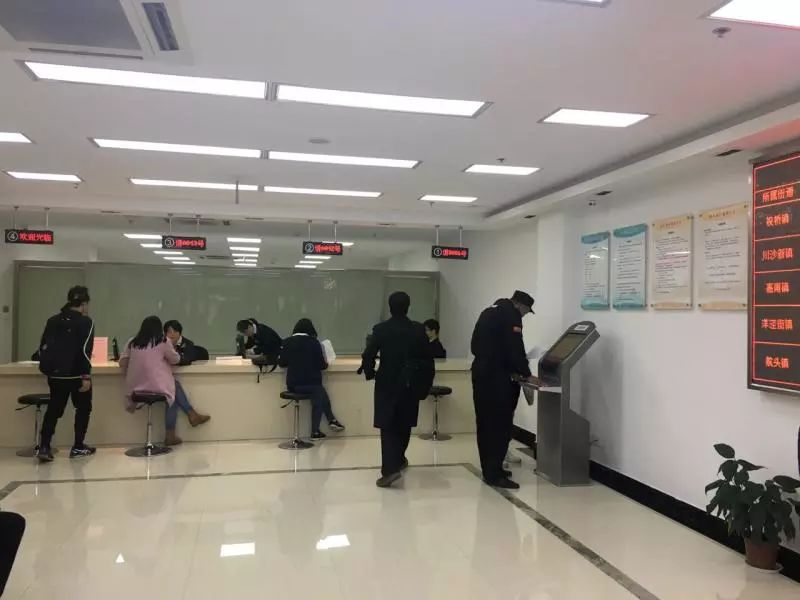 在上海800元\/月能租到这么好的小区?有食堂、