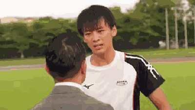 泪光闪闪↓