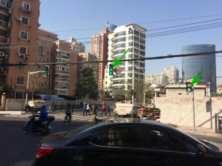 身边事 | 上海这个路口红绿灯间隔时间竟然是随