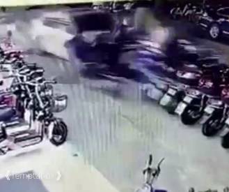 电动车店主是不是很开心了？