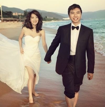 没离婚!李念罕见秀恩爱 纪念结婚七周年|李念|结婚|老公_新浪娱乐_新浪网