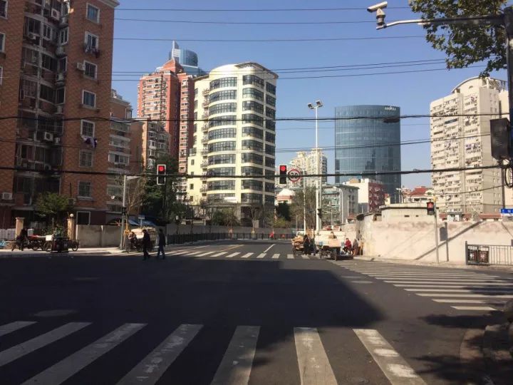 身边事 | 上海这个路口红绿灯间隔时间竟然是随