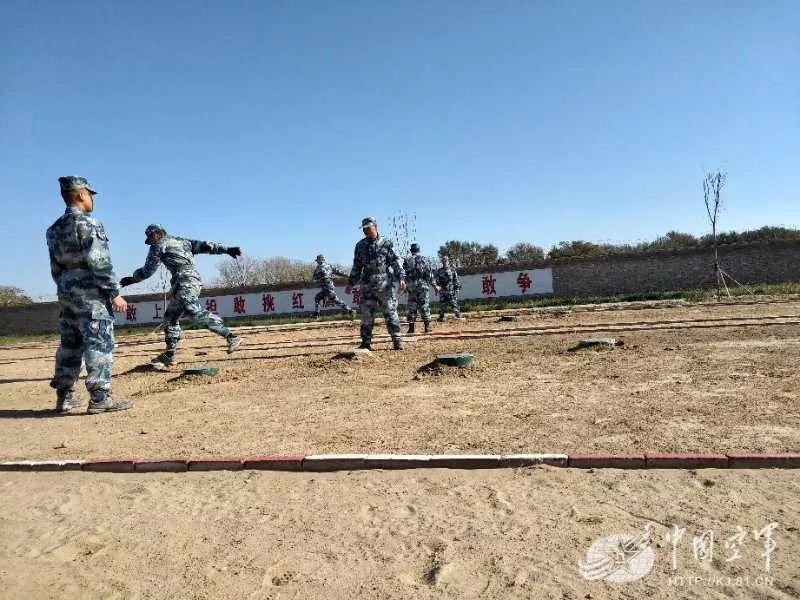 练兵 | 大风凛冽,热血心间,比武场上见一见!|中国