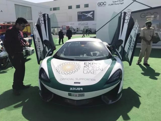 广州车展都“弱爆”了！这里的“真·豪车展”，亿万富翁下单也犹豫！