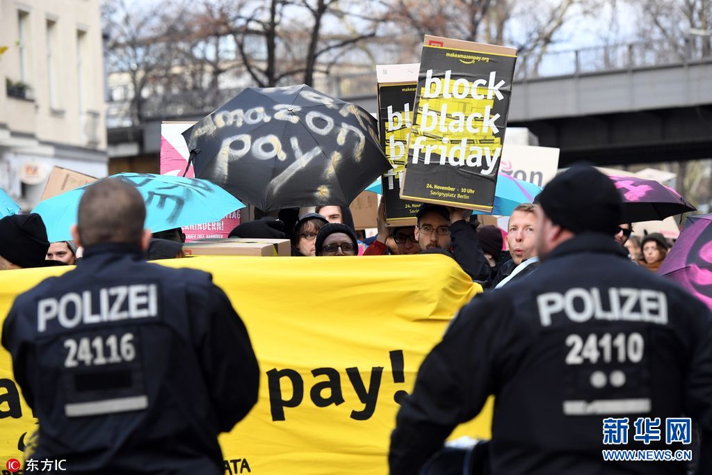 德意亚马逊员工黑五罢工 集会要求提高薪酬|