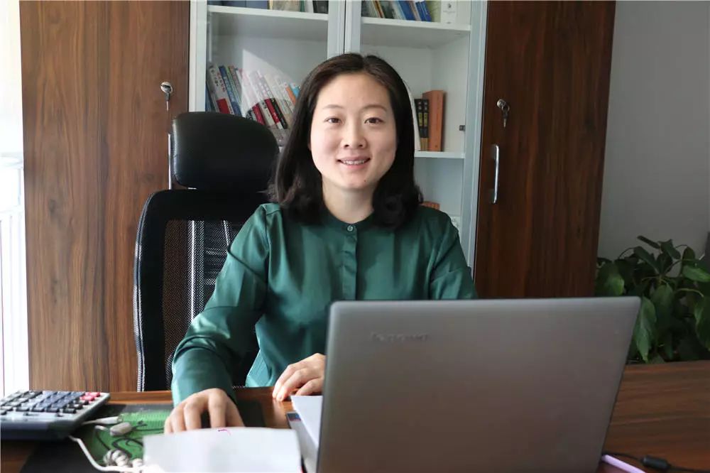 37℃老板 || 点点出国:一个筛选出国中介的APP