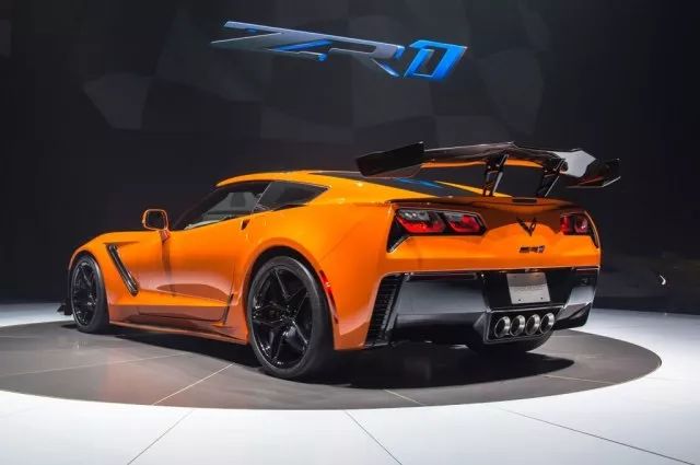 广州车展都“弱爆”了！这里的“真·豪车展”，亿万富翁下单也犹豫！