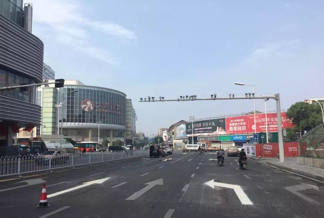 ▲潭城路口已更换地标线