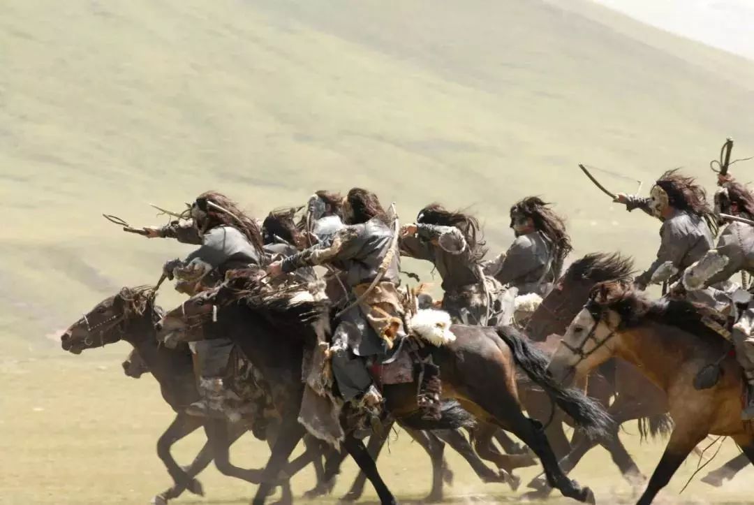 都是马快弓强的游牧帝国,为啥只有蒙古人成了世界征服者?