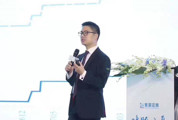 天上人间娱乐网可信吗_刚出生娃就“脑病”?家里人正想责备医生,得知真相后扇自己巴掌