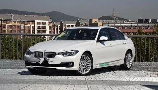 30万预算,奥迪A4L与宝马320Li买谁更划算?丨换车网推荐