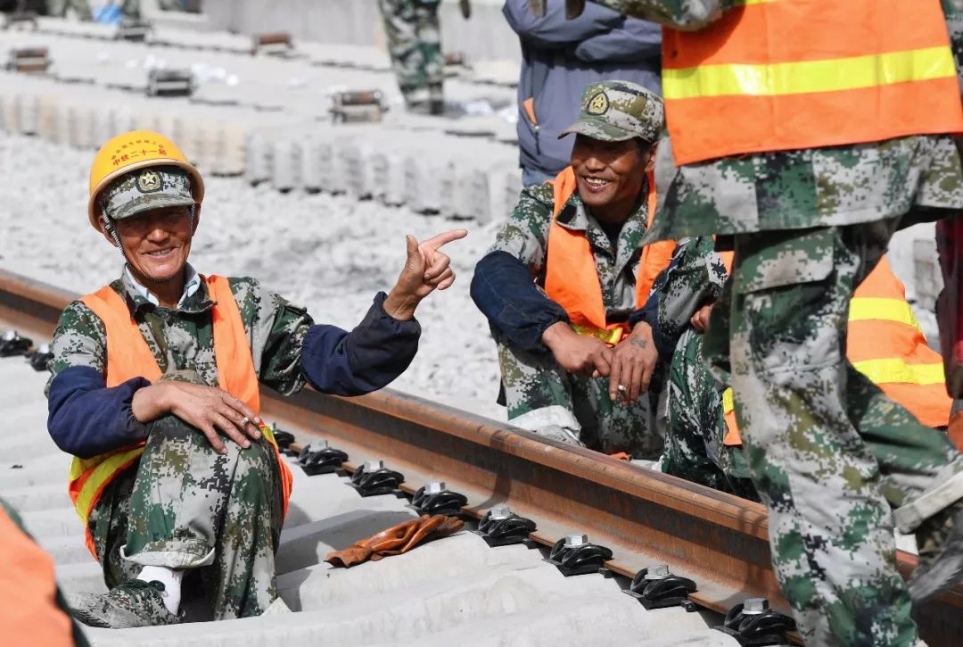 庆阳人的高铁梦又进一步!银西高铁轨道已铺到