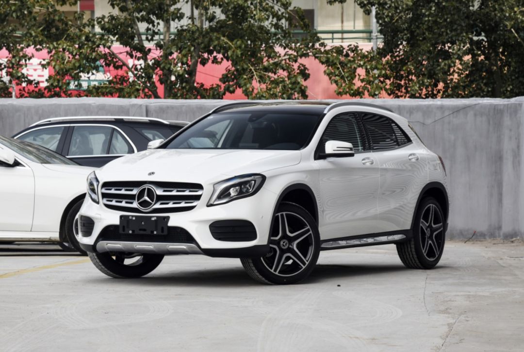 奔驰最新SUV!外形硬派有7座,30万左右你