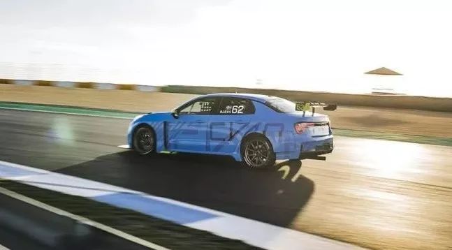 2.0T+8AT,5.9秒破百,这辆国产车比合资竞品实力还强!