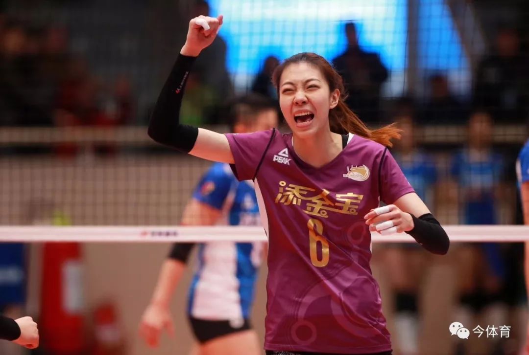 虎口拔牙逆转上海 天津女排快变战术起效