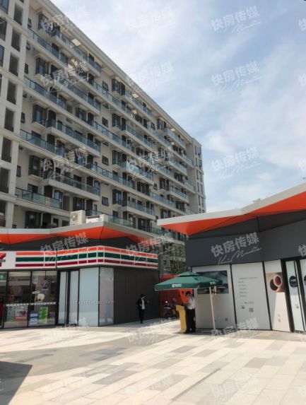 当年说你震塌了周边房价,没想到,你交付员工福利房的今天,周边已攀上3