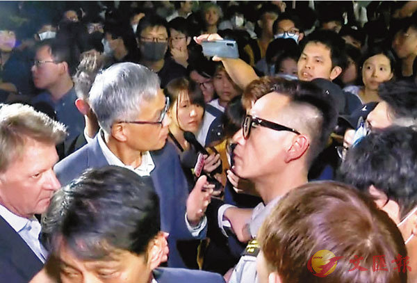 彩娃下载 - 日本战败乞降时什么阵势?乞降地为何选芷江?