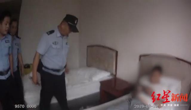 ▲朱某被内江高新警方抓获