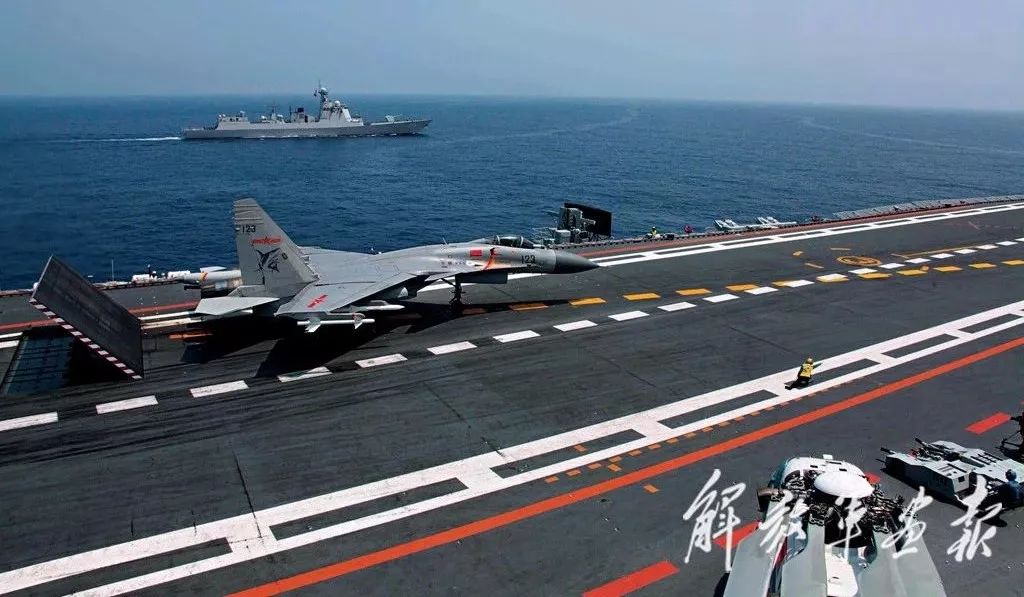 高清图集!习近平南海阅兵细节曝光