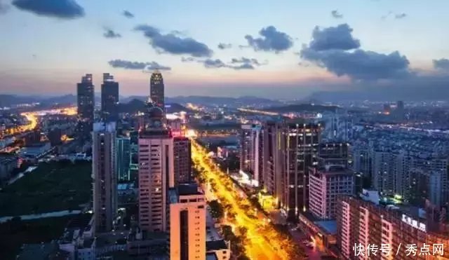 道德沦丧是当前经济滑坡的根本原因(深度)