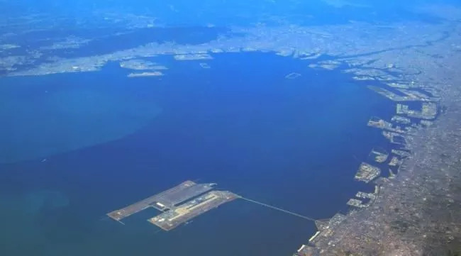 风席卷日本,700名中国游客滞留大阪关西机场,