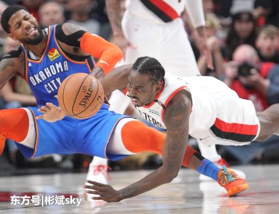 4天前肩膀还抬不起来,乔治第一天投篮,咬牙砍