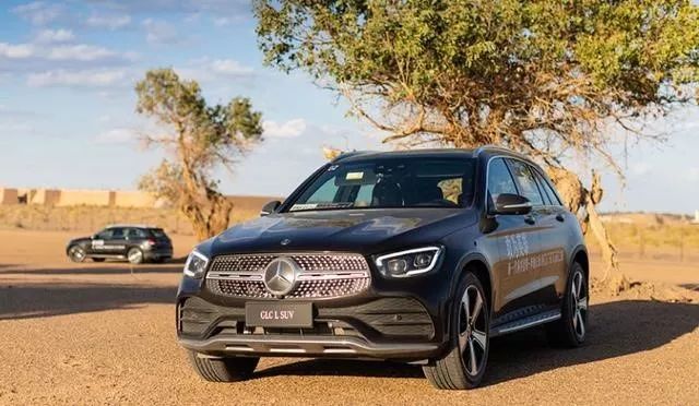 试驾完新一代长轴距GLC SUV，理解了何为奔驰的“敢为英雄”