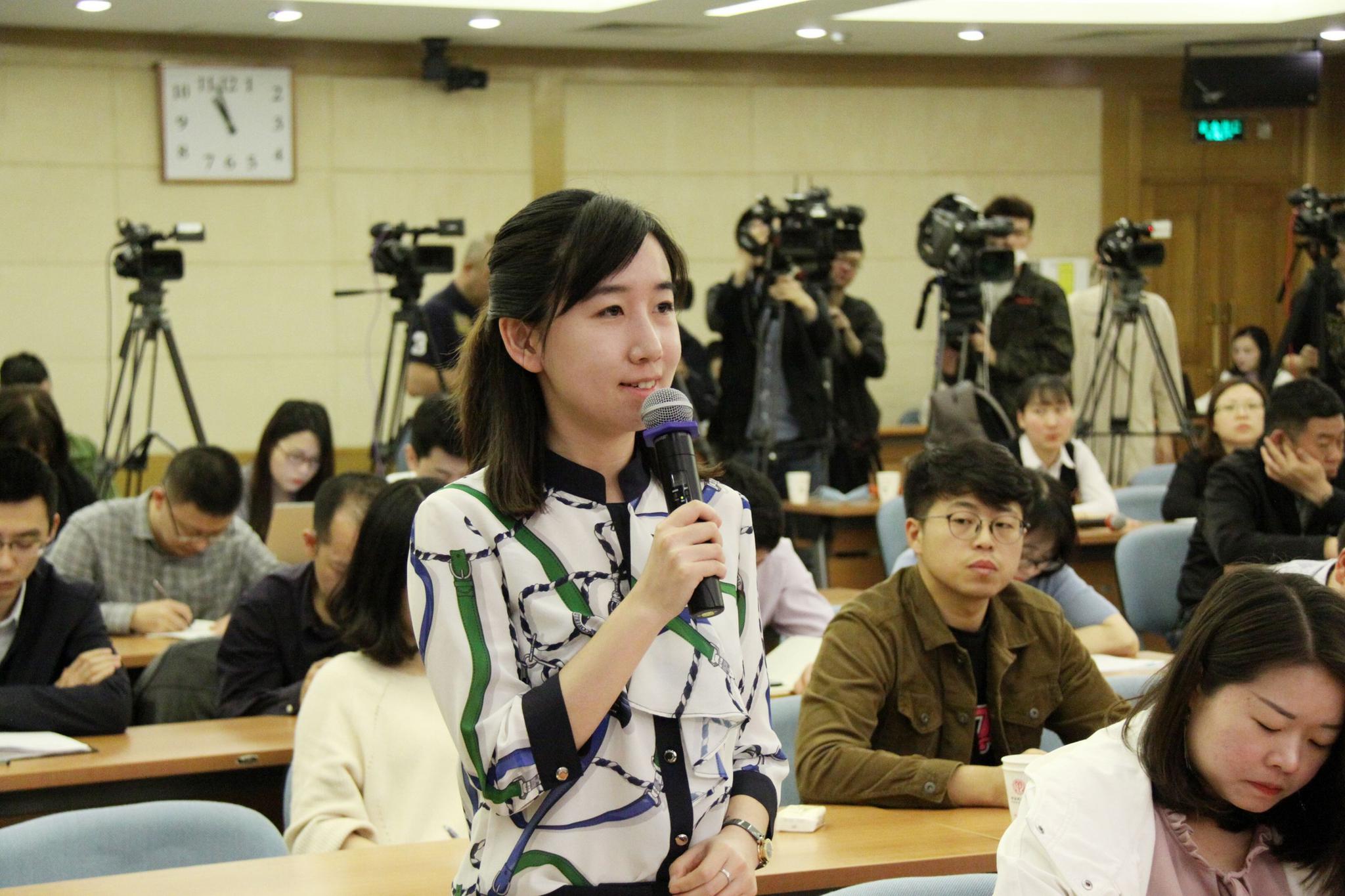 发改委:将在交通、物流领域进一步降企业非税