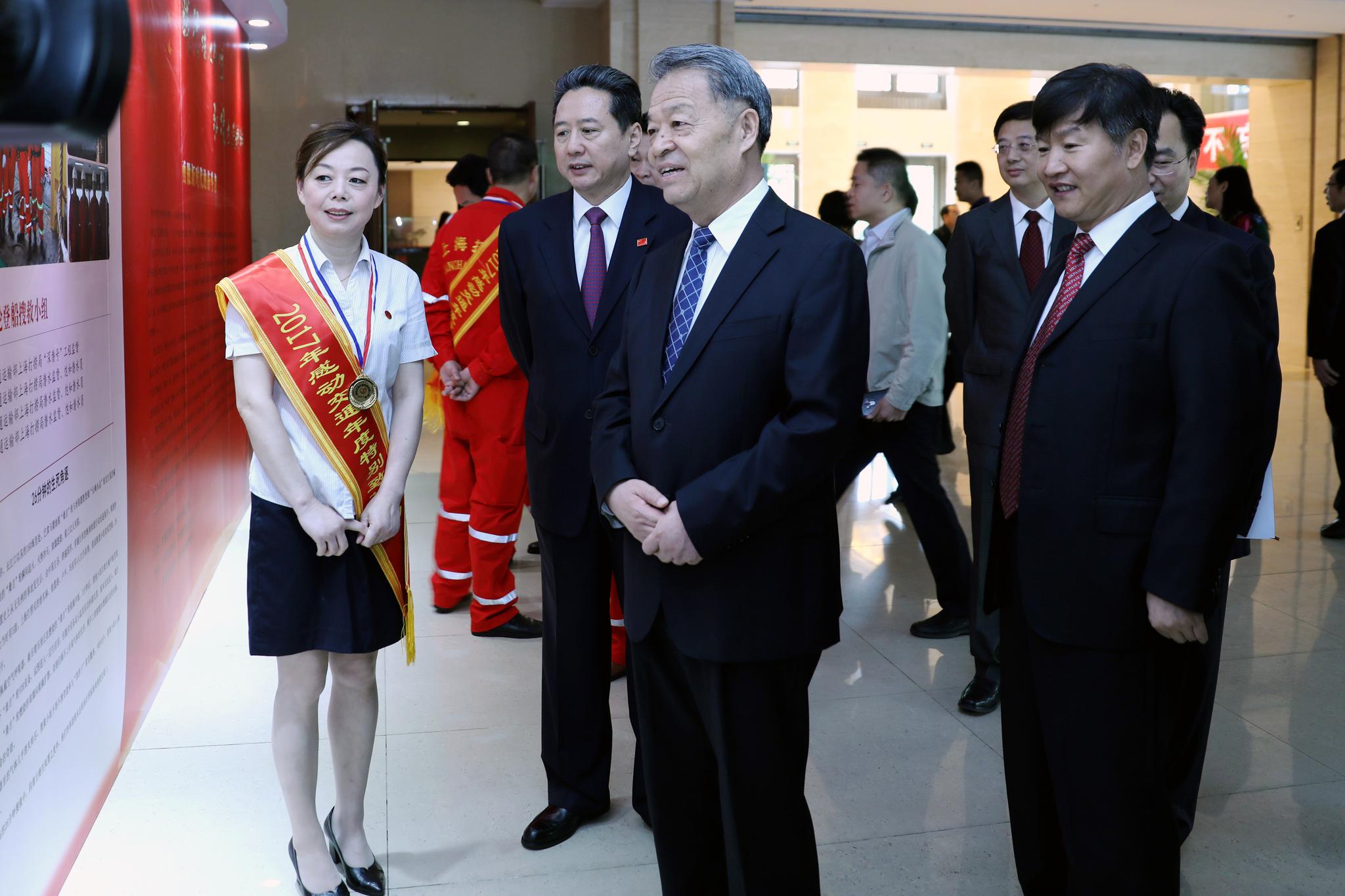 [江西]邓红英荣获2017年感动交通年度特别致敬