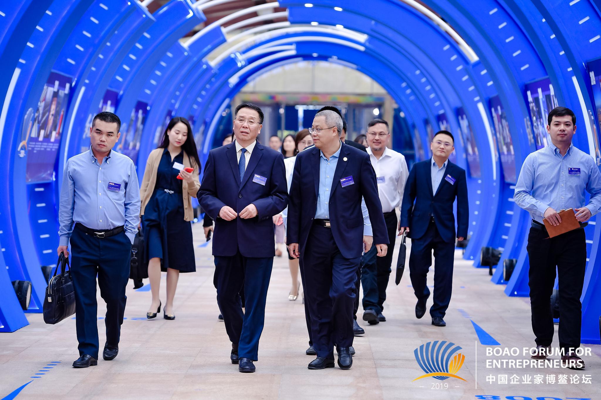 李保芳谈茅台品牌力量：不应该也不能靠＂国酒