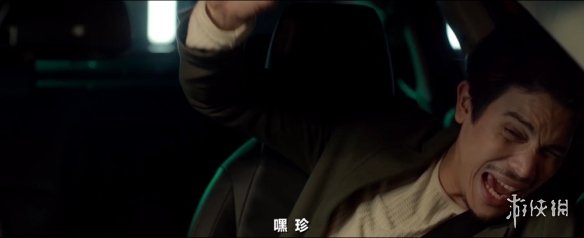 泰国喜剧电影《把哥哥退货可以吗?》曝光“退货版”预告