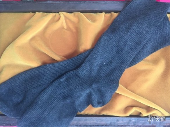 《蜡笔小新》新剧场版宣传举办“新爸”臭袜子巡展!