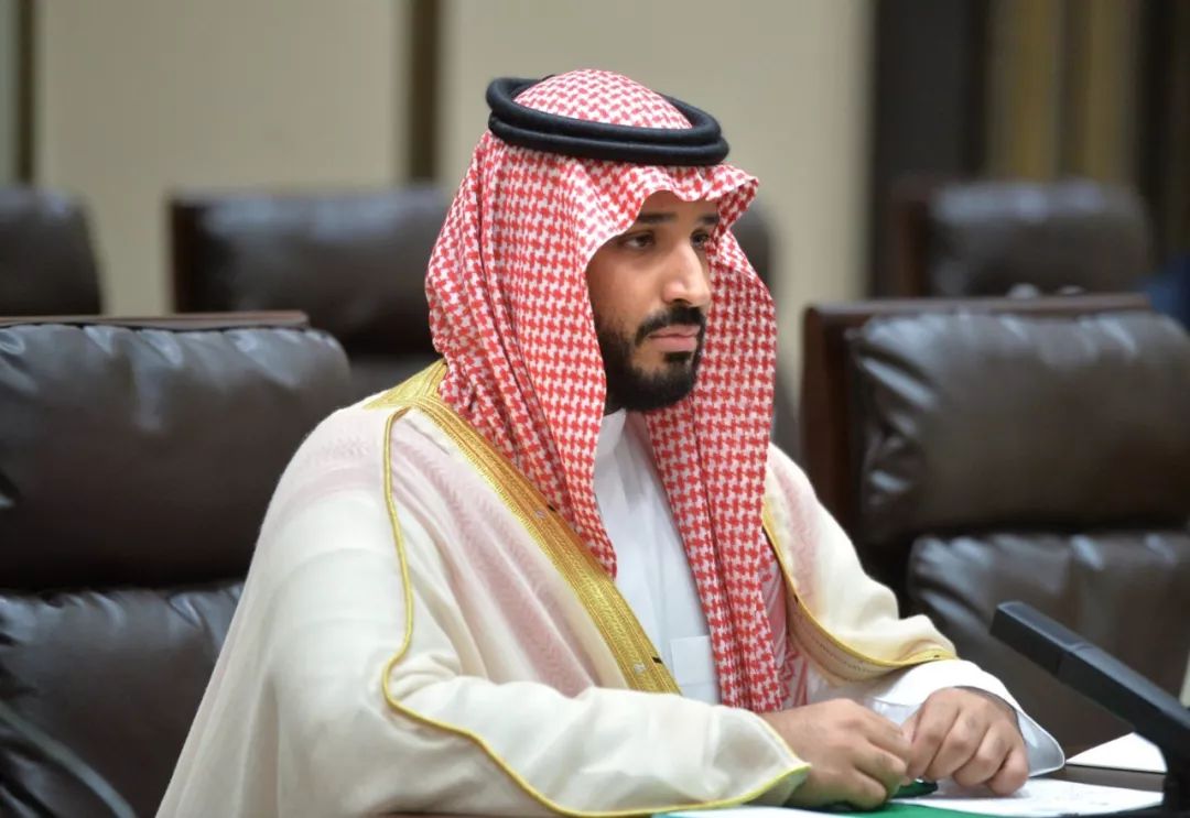 从开车听音乐会到时装周,沙特女性的春天不会