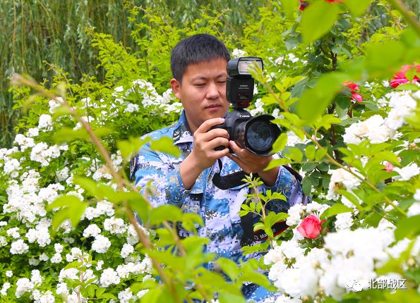 以笔作枪,写尽军旅,最美“兵记者”一直在路上!