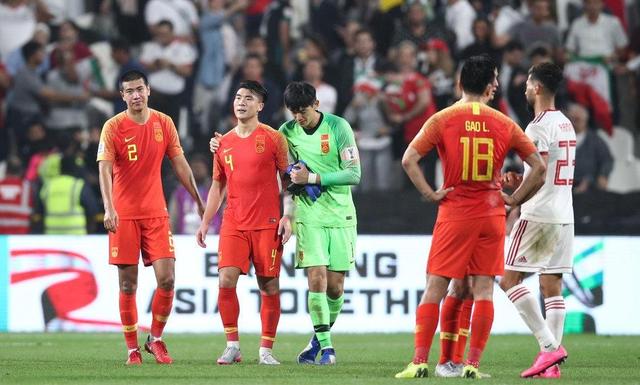 卡塔尔足球赛哪四强产生,卡塔尔第四座球场比赛视频