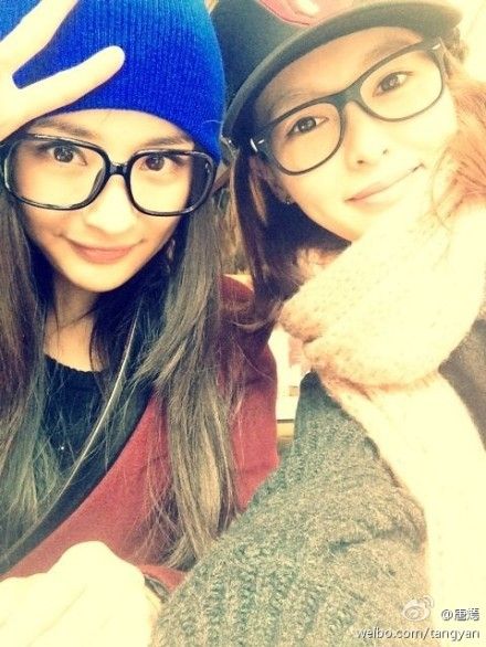 曝Angelababy倪妮合体录综艺 细数娱乐圈高颜值女闺蜜