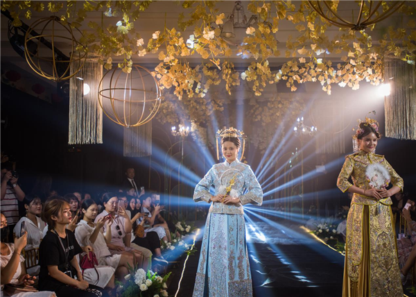 襄城县婚纱照_襄城县地图(2)