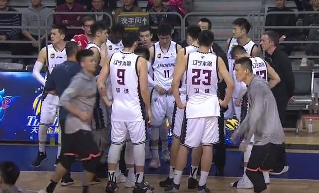 韩德君伤停1人重获信任,无奈之举,未来的辽篮