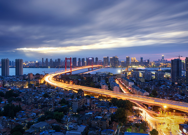 白沙洲地区鹦鹉洲大桥夜景 今起,武汉市武昌区白沙洲街将以