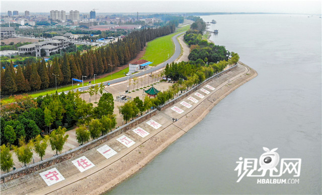 荆州市各县市人均gdp_高端观察 目前的中国房地产实质上是把先富起来的那些人弄成了所谓的 刚需(3)