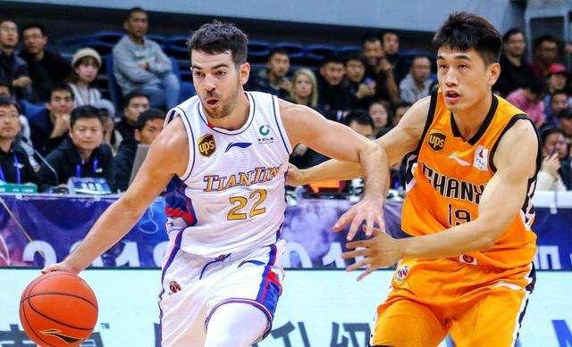 大结局!夺冠劲旅签两名CBA外援,安徽文一终结