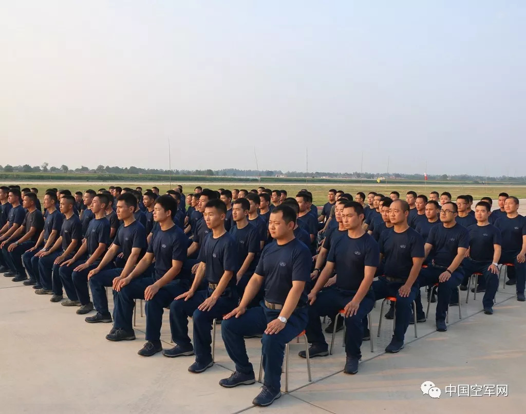 看了这场岗位练兵考核,你会知道空军机务兵是