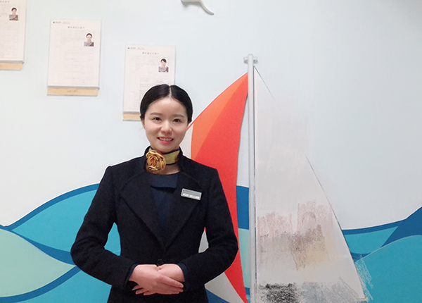 十佳银行柜员向璐:用心服务为客户